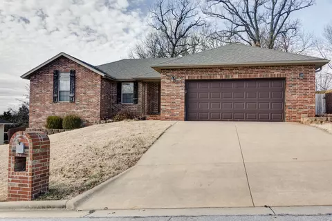 3069 S Suburban Ave, Springfield, MO 65807 photo 1