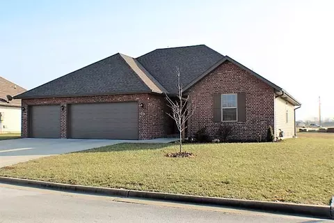 206 E Teakwood St, Clever, MO 65631 photo 1