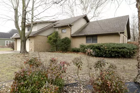 107 N 8th St, Ozark, MO 65721 photo 1