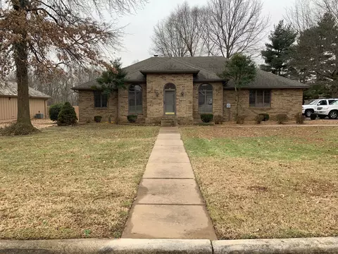 2450 E Montclair Ct, Springfield, MO 65804 photo 1