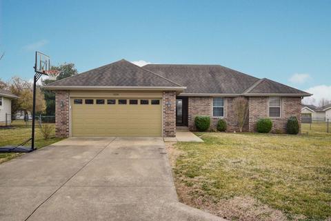 1114 Turnberry Blvd, Ozark, MO 65721 photo 1