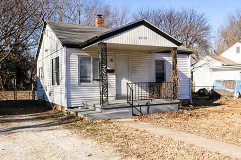 2039 N Grace Ave, Springfield, MO 65803 photo 1