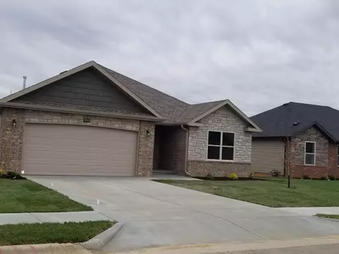 902 E Melton Rd, Ozark, MO 65721 photo 1