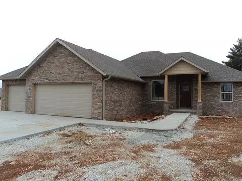 5604 E Park Pl, Strafford, MO 65757 photo 1