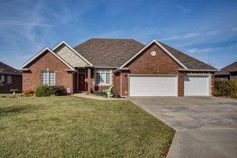 3551 W Blakey St, Springfield, MO 65810 photo 1