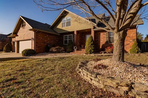 4595 E Fox Run Dr, Springfield, MO 65802 photo 1
