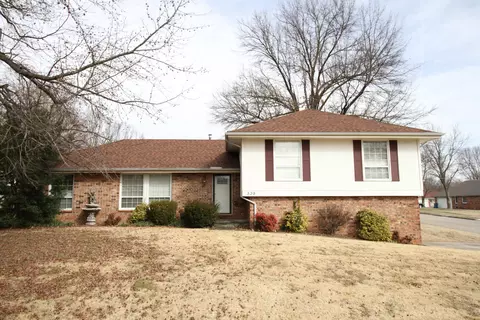 539 E Kingsley St, Springfield, MO 65807 photo 1