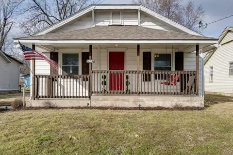 1907 W Thoman St, Springfield, MO 65803 photo 1