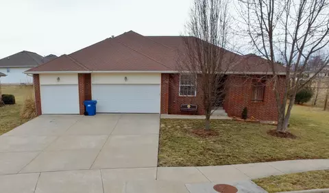 1751 S Thomas Dr, Ozark, MO 65721 photo 1