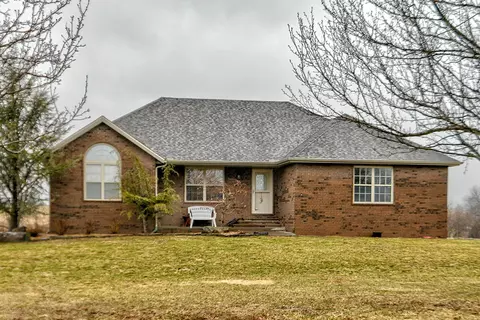 225 Plesant Hill Rd, Clever, MO 65631 photo 1