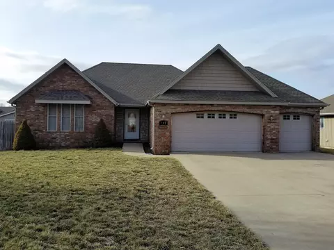 197 Sparrow Ln, Willard, MO 65781 photo 1