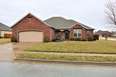 1913 E Warwick Dr, Ozark, MO 65721 photo 1