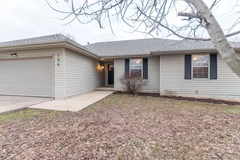306 Arrowhead Rd, Willard, MO 65781 photo 1