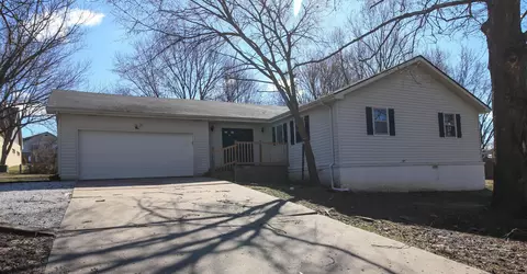 708 N 11th Ave, Ozark, MO 65721 photo 1