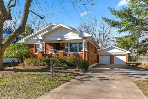 1623 E Cherry St, Springfield, MO 65802 photo 1
