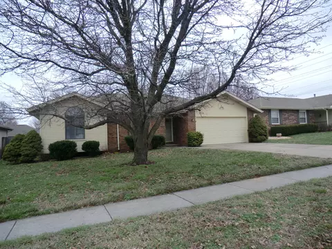 1313 W Seminole St, Springfield, MO 65807 photo 1