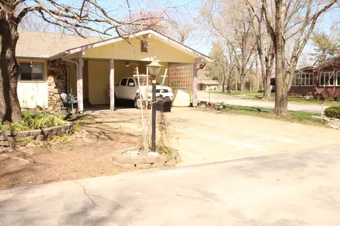 1 Oak Ct, Branson, MO 65616 photo 1