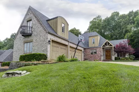 5057 S Nettleton Ave, Springfield, MO 65810 photo 1