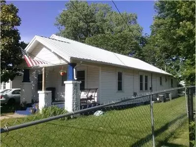 2320 N Rogers Ave, Springfield, MO 65803 photo 1