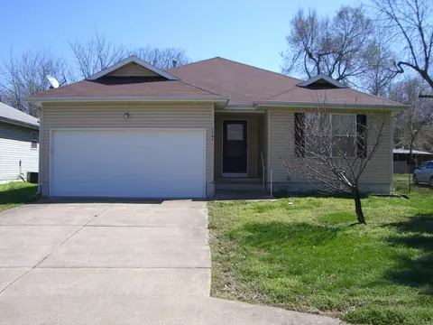 2504 N Rogers Ave, Springfield, MO 65803 photo 1