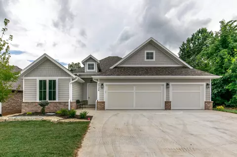 3738 E Hutcheson Ave, Springfield, MO 65802 photo 1