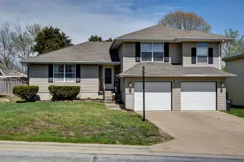 2965 W Darby St, Springfield, MO 65810 photo 1