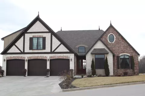 3304 W Rivulet, Springfield, MO 65810 photo 1