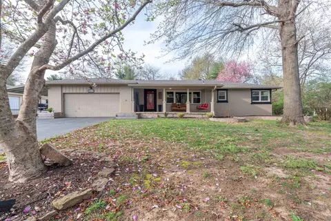 2617 E Corona Cir, Springfield, MO 65804 photo 1