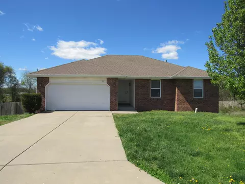 765 S Eric St, Springfield, MO 65802 photo 1