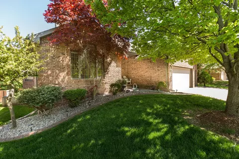 5138 S Dollison Ave, Springfield, MO 65810 photo 1