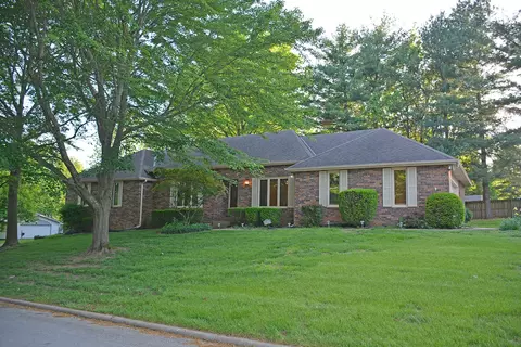 2827 S Edgewater Dr, Springfield, MO 65804 photo 1