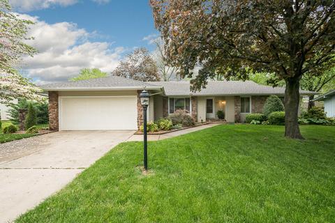 1857 E Swallow St, Springfield, MO 65804 photo 1