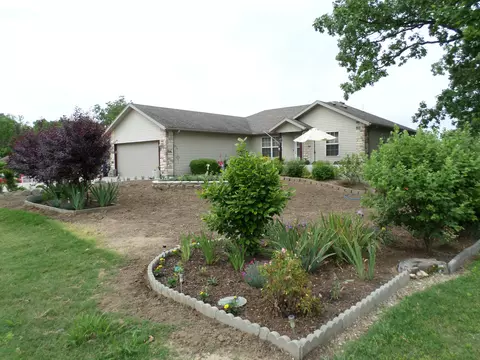 687 Skyline Dr, Forsyth, MO 65653 photo 1