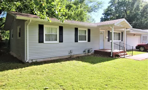318 E Seminole St, Springfield, MO 65807 photo 1