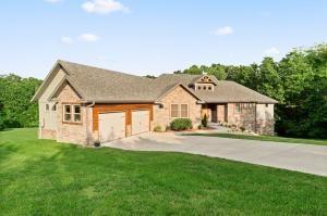 978 Southwind Dr, Nixa, MO 65714 photo 1