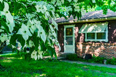 910 S Tyler St, Aurora, MO 65605 photo 1