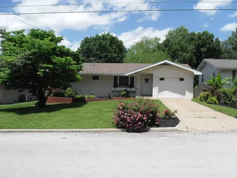 1331 E Livingston St, Springfield, MO 65803 photo 1