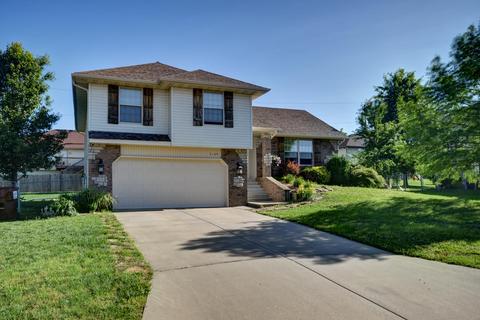 2109 E Sycamore St, Republic, MO 65738 photo 1