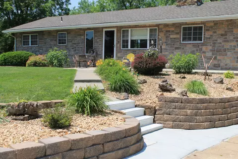1309 Beacon Hill Loop, Strafford, MO 65757 photo 1
