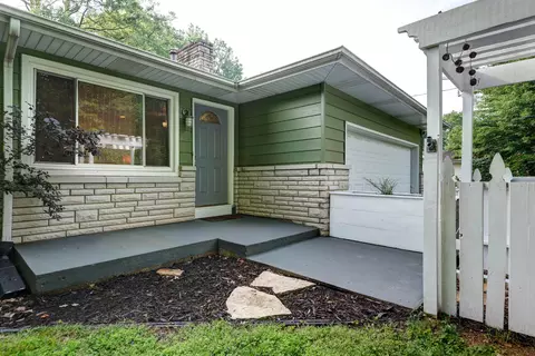 2148 S Lone Pine Ave, Springfield, MO 65804 photo 1