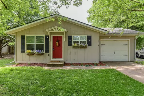 2316 E Atlantic St, Springfield, MO 65803 photo 1