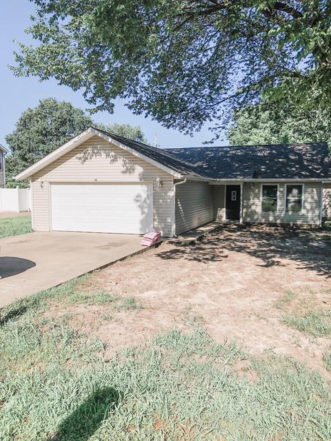 116 Cedar, Carl Junction, MO 64834 photo 1