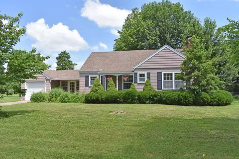 1705 Elm St, Springfield, MO 65802 photo 1