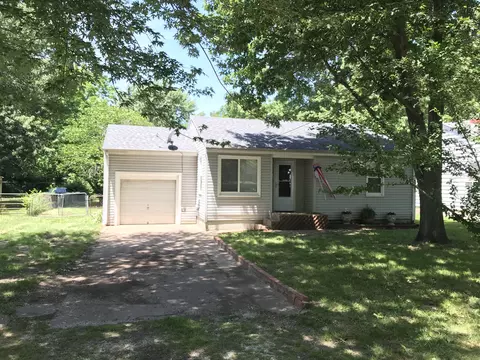 707 S Forest Ave, Springfield, MO 65802 photo 1