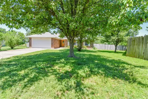 3423 W Stardust Ct, Springfield, MO 65807 photo 1