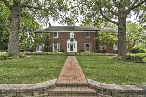 900 E Portland St, Springfield, MO 65807 photo 1