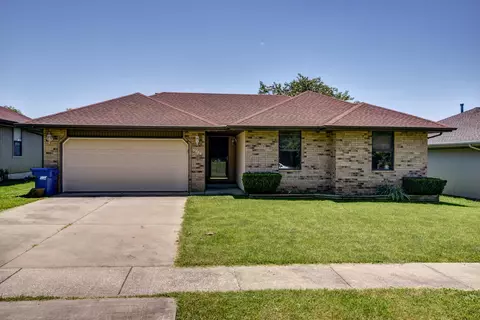 3226 W Calhoun St, Springfield, MO 65802 photo 1