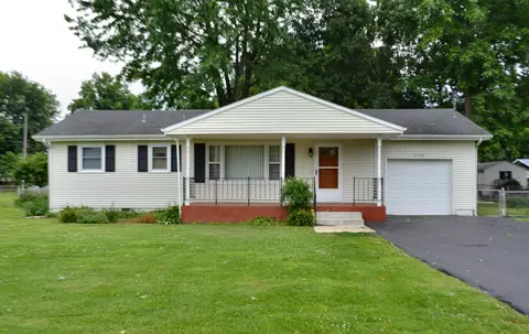 3744 W Division St, Springfield, MO 65803 photo 1