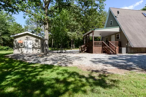 258 Mayflower Dr, Lampe, MO 65681 photo 1