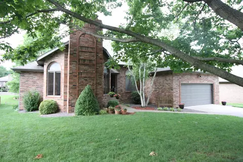 4149 Eastmoor St, Springfield, MO 65809 photo 1